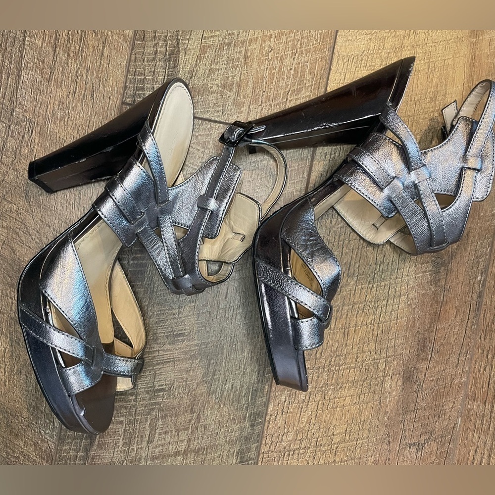 Calvin Klein POSHA Metallic Strappy Platform Block Heel Sandals 10M Silver 4” - Picture 8 of 12